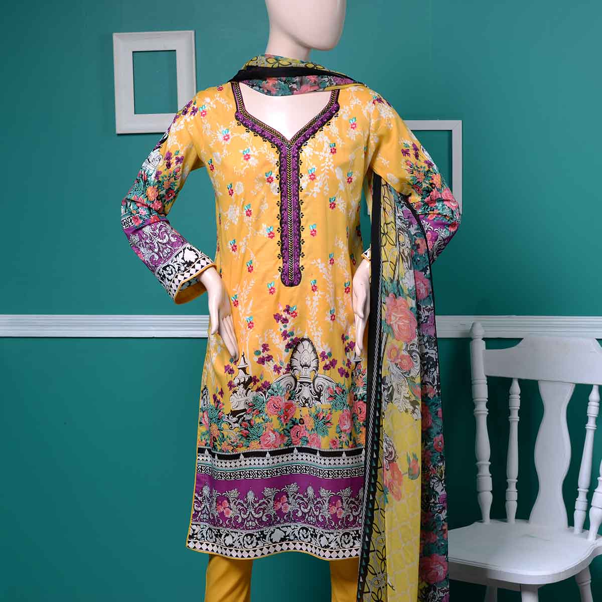 Un-stitched Embroidered Lawn (AY-5B) Magnetism