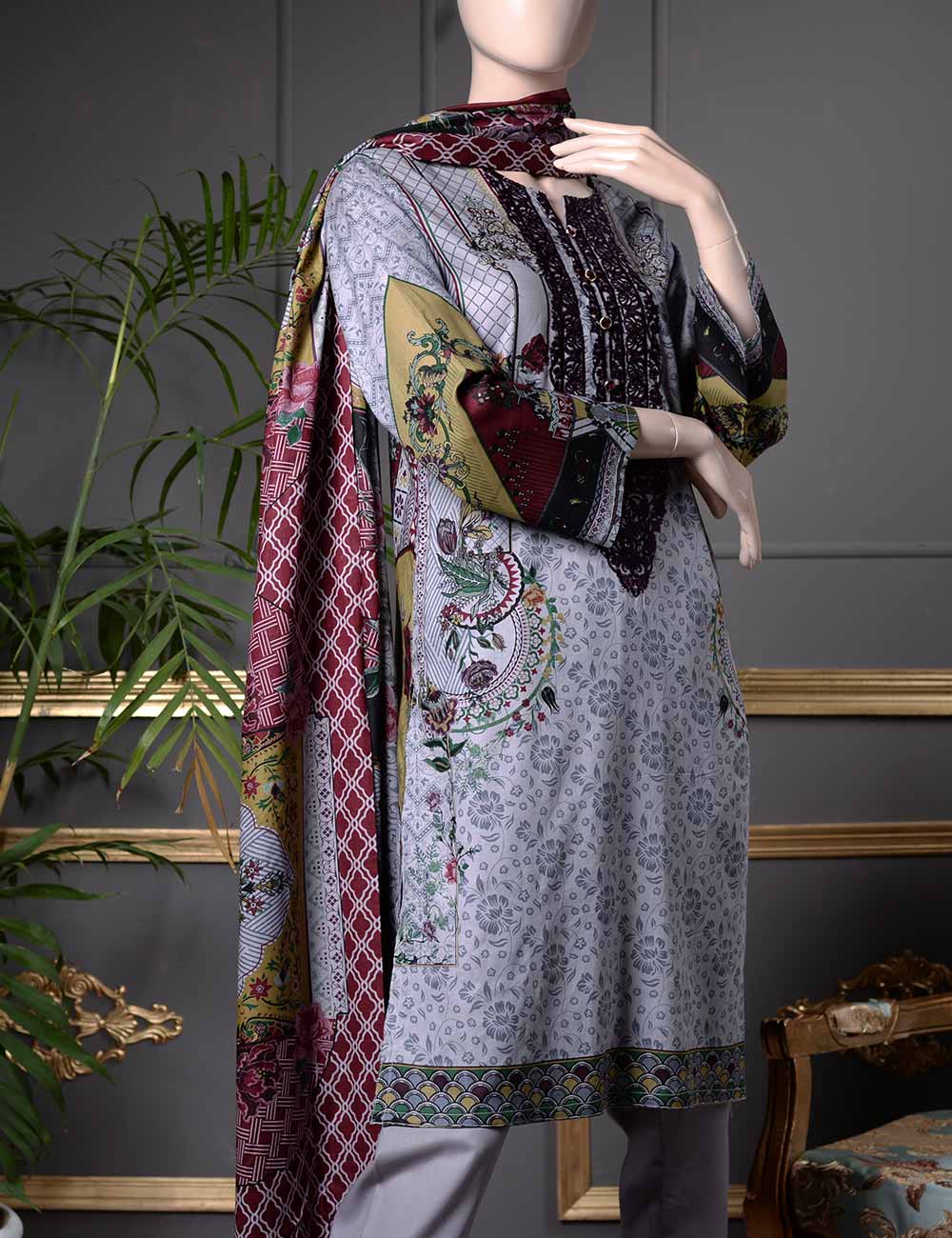 Un-stitched Embroidered Lawn (SE-5B) Clement