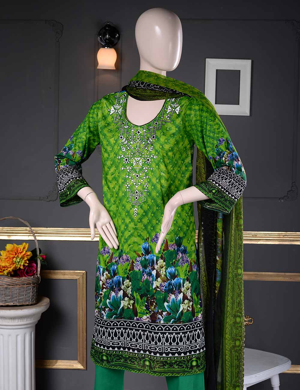 Un-stitched Embroidered Lawn (AQ-5B) Rich Tradition