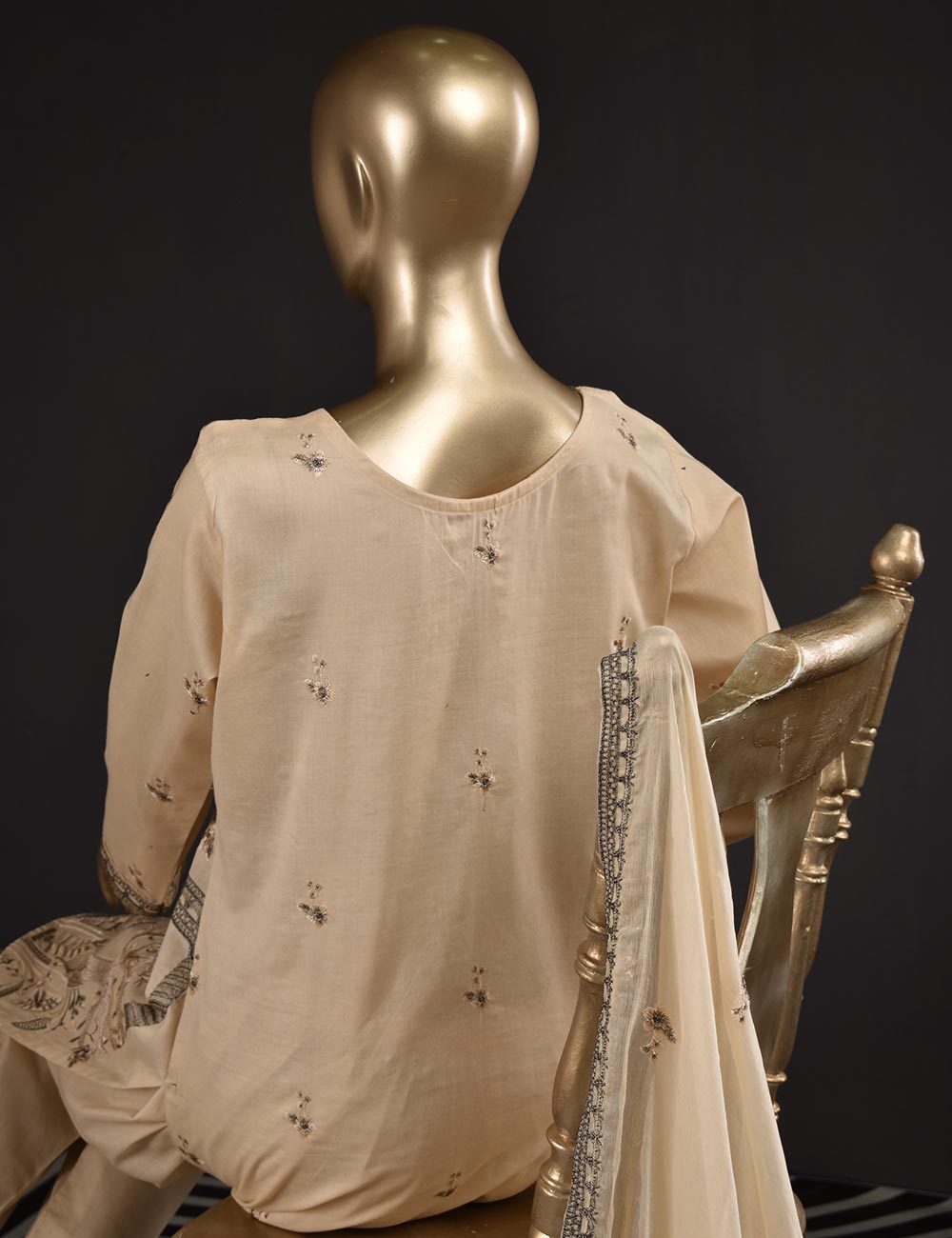 3 Pc Unstitched Embroidered Lawn Dress with Chiffon Embroidered Dupatta - Exotica (ZEB-4B)