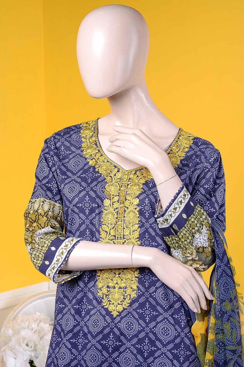 (LE-3A) Illusive Diva | Un-stitched Embroidered Lawn