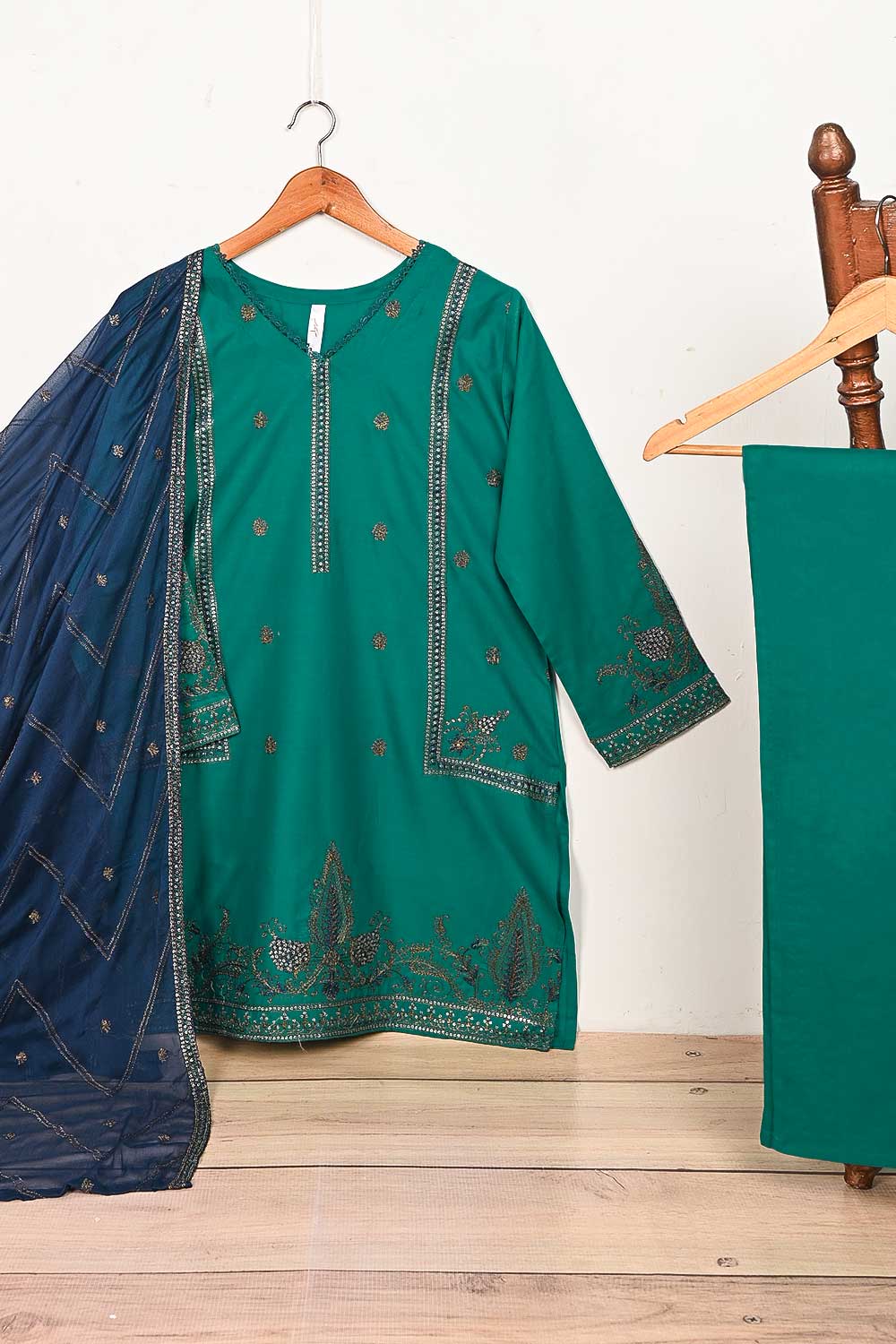 3SP-13A-Green - 3PC COTTON EMBROIDERED Dress With Chiffon Embroidered Dupatta