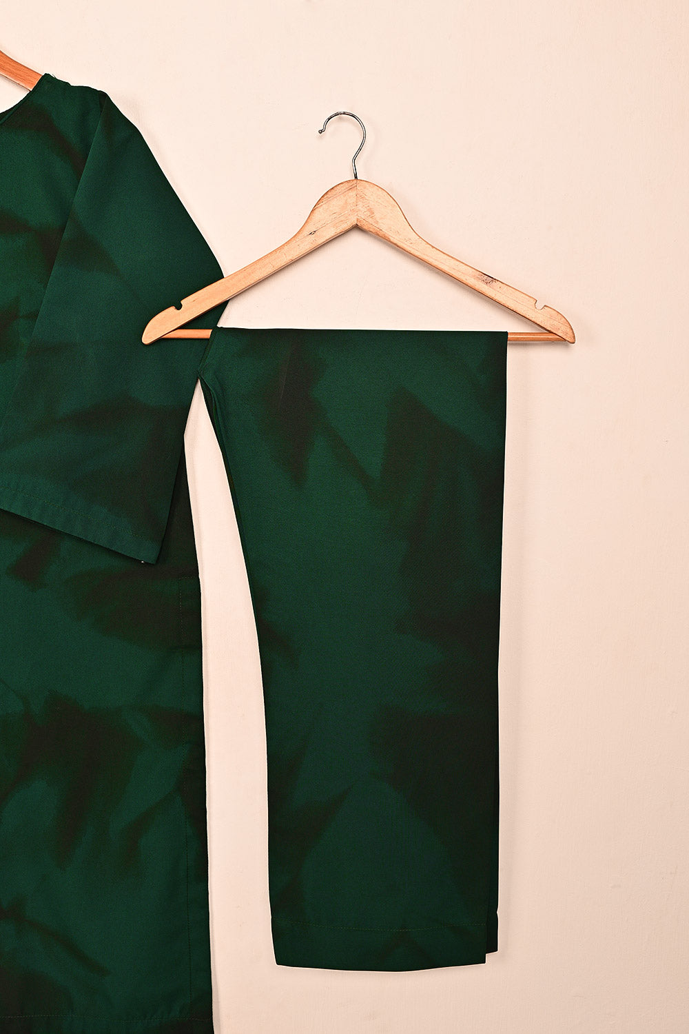 STP-206B-Bottle Green - Women 2Pc Ready to Wear Spray Contoured Malai Fabric Co-Ord Set